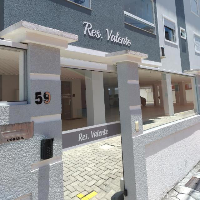 דירות Florianópolis Residencial Valente מראה חיצוני תמונה